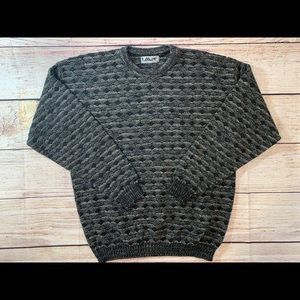 Men’s LaVane Large Sweater B6